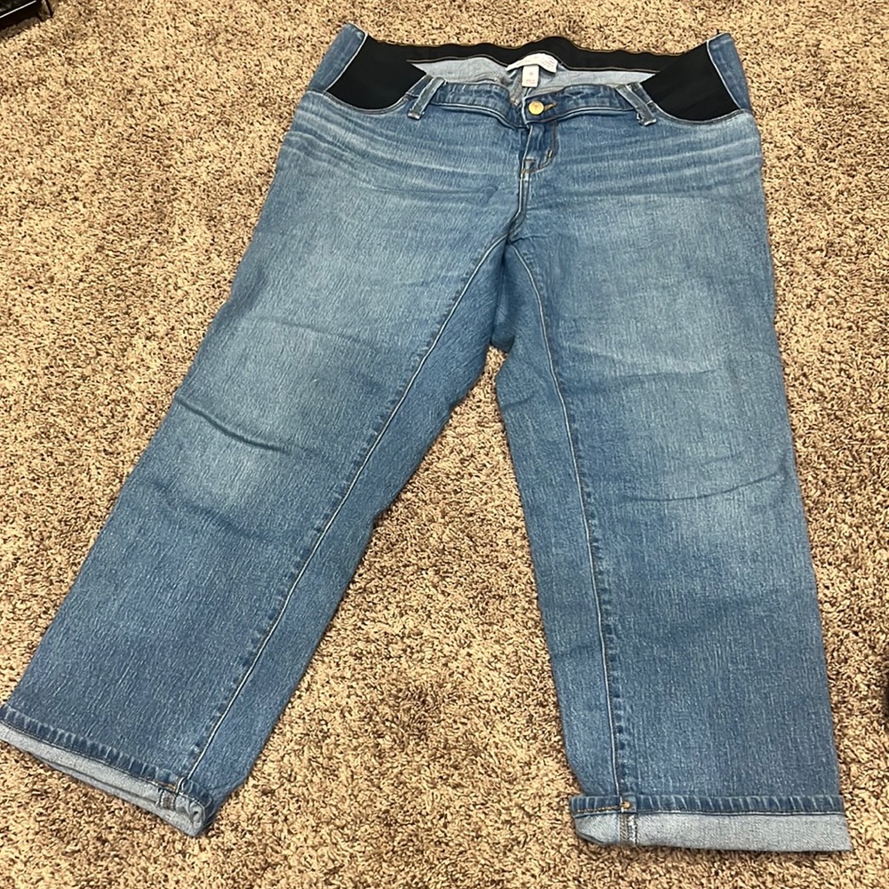 Maternity crop capri Jeans